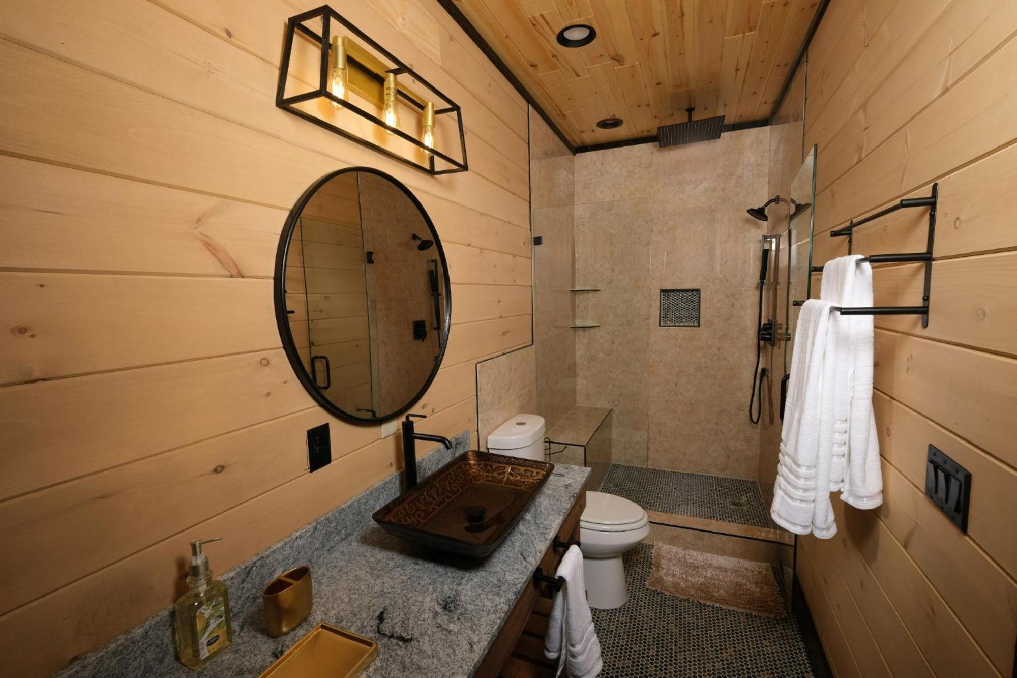 Elevation Station Villa Gatlinburg Bagian luar foto